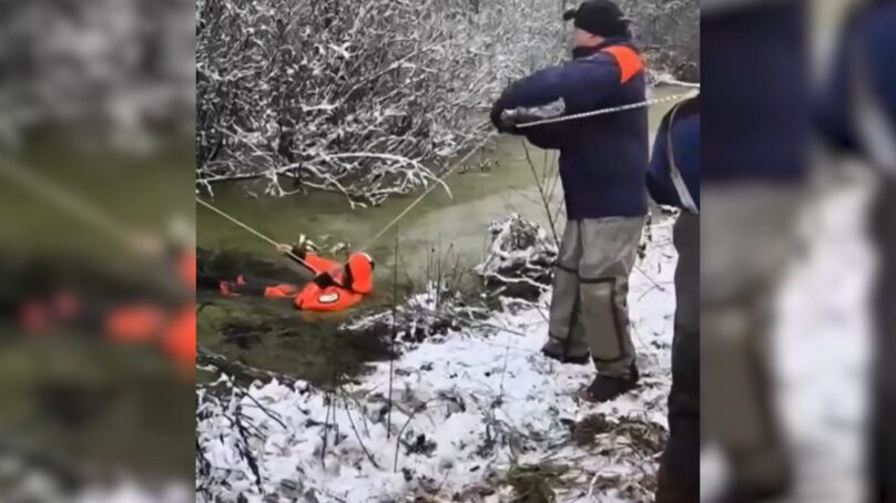 В Калининградской области МЧС нашли и вывели из леса мужчину, который потерялся в Полесском округе