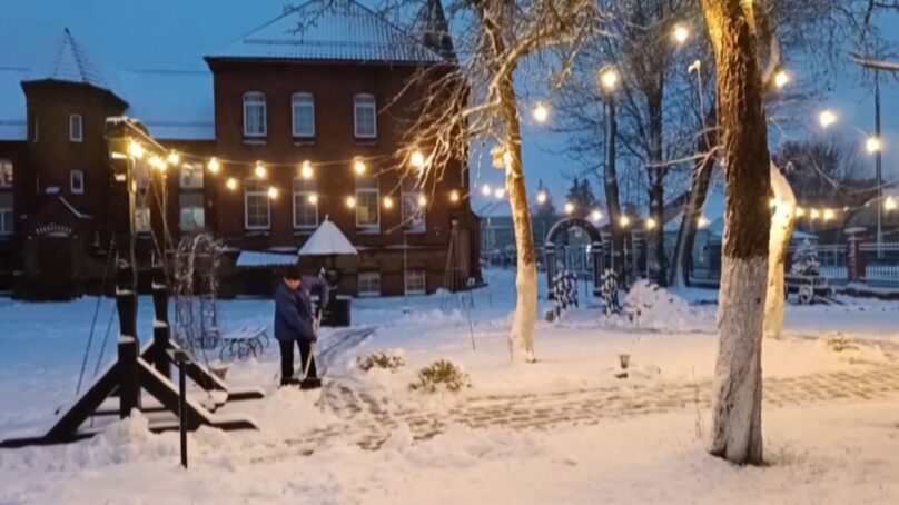 В Калининграде и области сегодня дождались обещанного снегопада, который усилится ночью