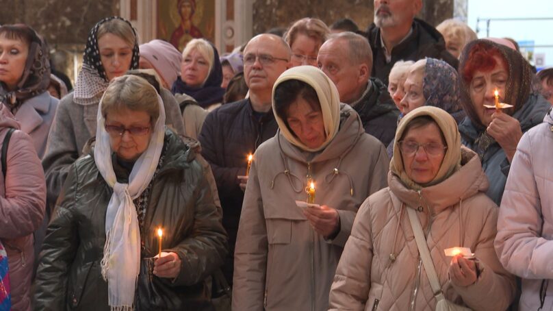 В день народного единства в Кафедральном соборе Христа Спасителя прошла панихида по воинам, погибшим во время СВО