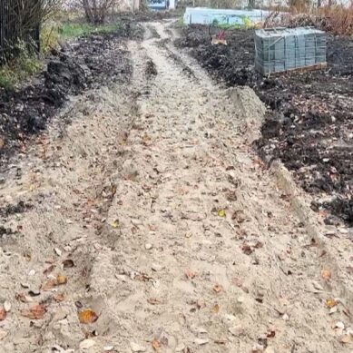 В Калининграде обустраивают пешеходную дорожку между Майским переулком и улицей Невского