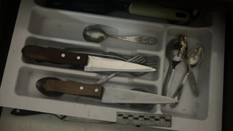 Калининградка зарезала своего бывшего мужа