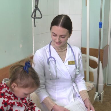 В Славскую районную больницу пришли сразу семь медицинских специалистов