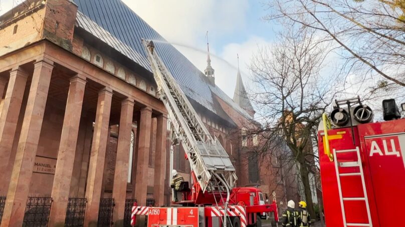 У стен Кафедрального собора прошли пожарно-тактические учения
