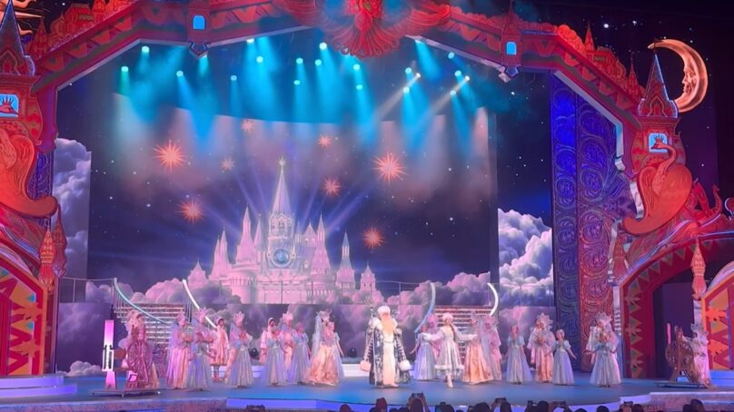 30 детей из Калининградской области, чьи родители защищают интересы России в зоне специальной военной операции, получили незабываемый новогодний подарок – поездку в Москву