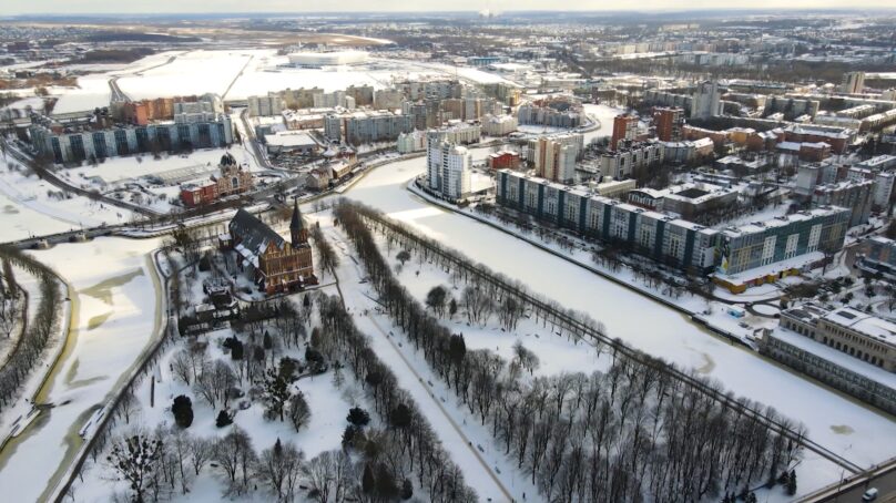 Завтра за пять минут до Нового года к жителям и гостям региона обратится губернатор Калининградской области