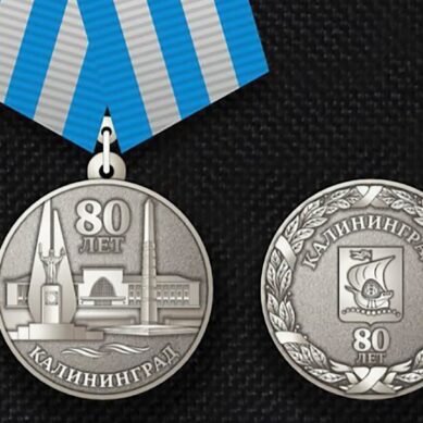 Мемориал 1200 воинам-гвардейцам, памятники Николаю Чудотворцу и пионерам океанического лова, Южный вокзал