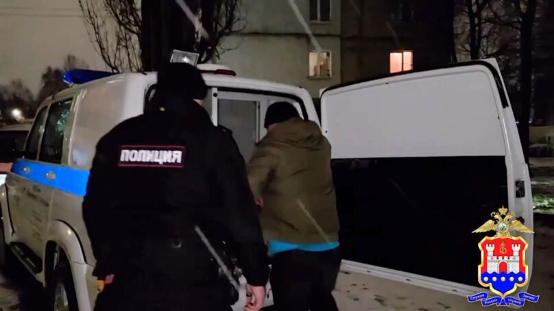 Сотрудники полиции проводят проверку по факту стрельбы на улице Портовой в Калининграде