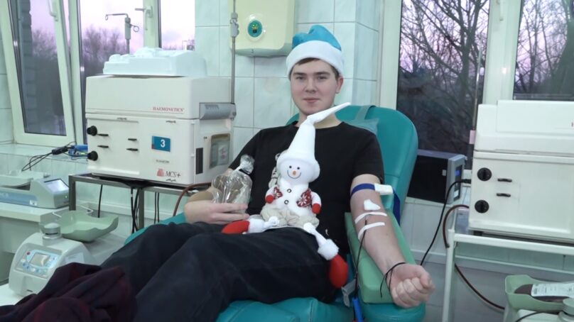 Станция переливания крови приглашает помочь приготовить запасы на Новый год