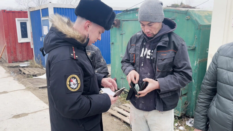 Сотрудниками военного следственного отдела СК России по Зеленоградскому гарнизону проведён очередной рейд с целью выявления граждан, получивших гражданство РФ, но своевременно не вставших на воинский учет
