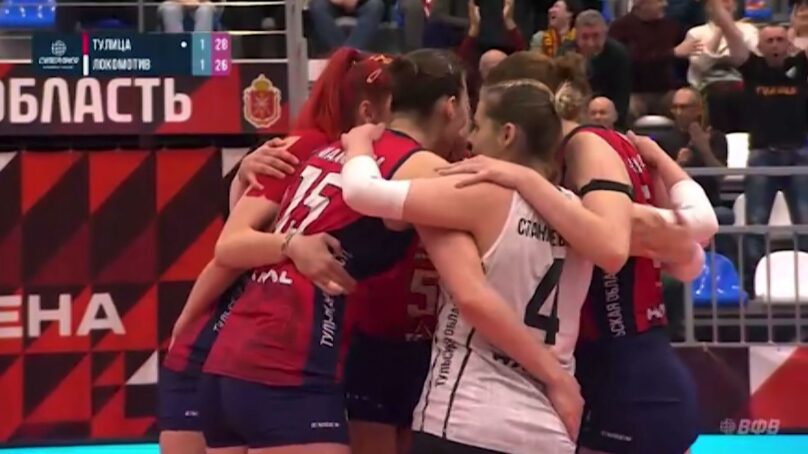 Калининградский волейбольный «Локомотив» завершил 2025-й год матчем в Туле