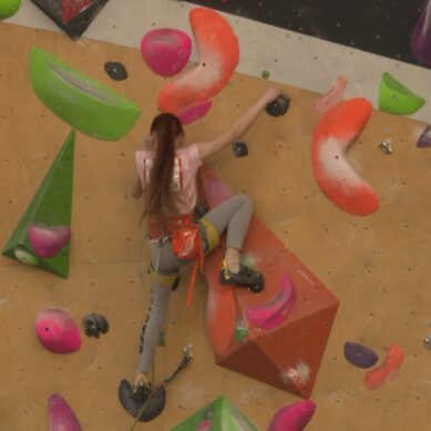 В Калининграде прошли чемпионат и первенство области по скалолазанию