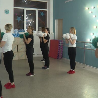 Команды по чирлидингу активно готовятся к новому сезону