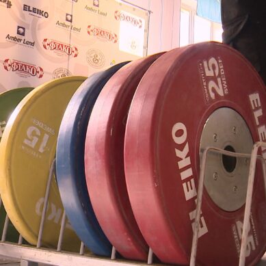 В Калининграде завершился чемпионат области по тяжелой атлетике