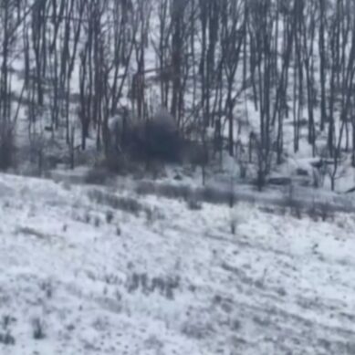 Операторы войск беспилотных систем 11 армейского корпуса, который базируется в Калининградской области, ликвидировали бойцов ВСУ