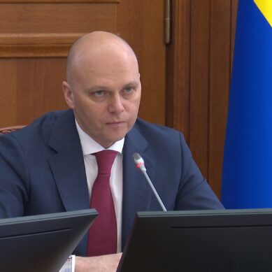 Сезонные и более глобальные вопросы обсудили в правительстве на оперативном совещании под руководством губернатора