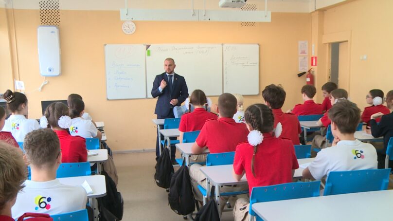 Лучший педагог Калининградской области готовится к Всероссийскому этапу конкурса «Учитель года»