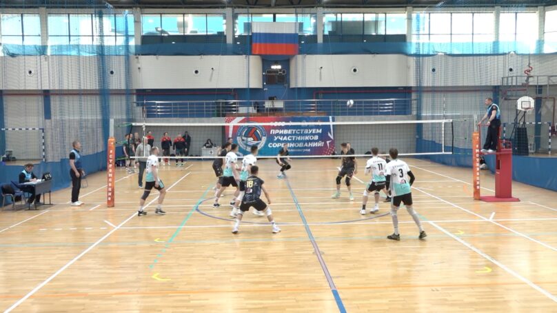 Матч «Золотой кометы» против команды «Принцип» по накалу получился не полуфинальным, а чемпионским