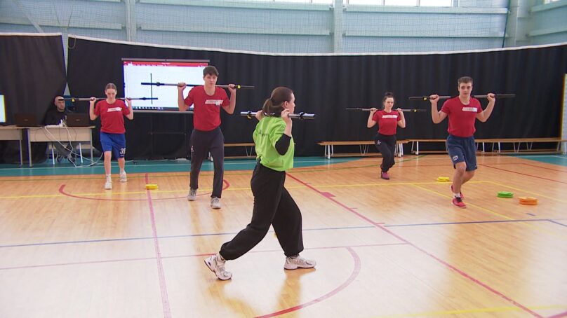 Уже не просто тренировка, а целое шоу. В Калининграде определяли «Суперфизрука» Янтарного края