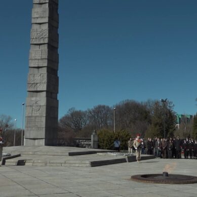 На мемориале 1200 гвардейцам стартовал молодёжный патриотический проект «Пост №1»