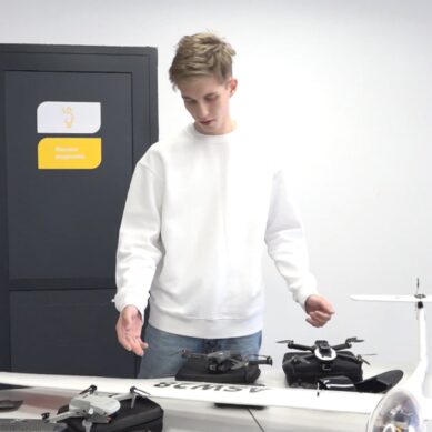 К юбилею первого полёта человека в космос школьники России приехали в Калининград учиться пилотировать и собирать роботов