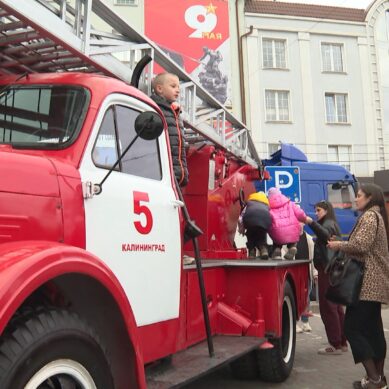 Как в самом западном регионе страны отметили День пожарной охраны России