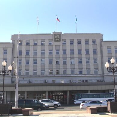 Сегодня праздник народных избранников в нашей стране – День российского парламентаризма