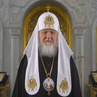 Патриарх Кирилл поздравил верующих с праздником Пасхи