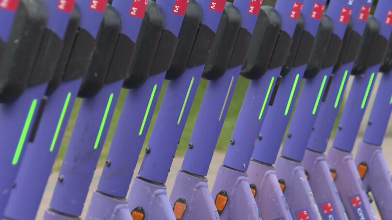 470 официальных парковочных мест для электросамокатов обустроят в Калининграде