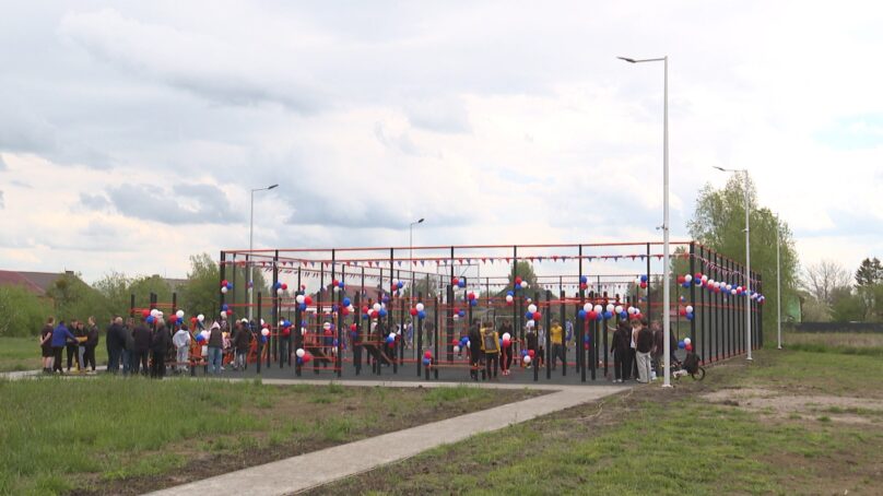 В посёлке Некрасово открыли спортивную площадку, оборудованную для игр и физических активностей