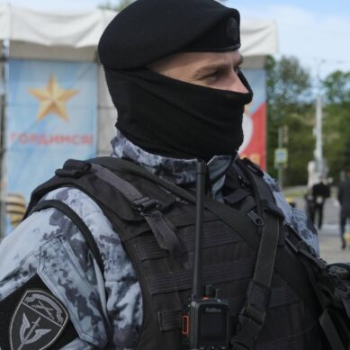 В Калининграде росгвардейцы обеспечили безопасность при проведении праздничных мероприятий в День Победы