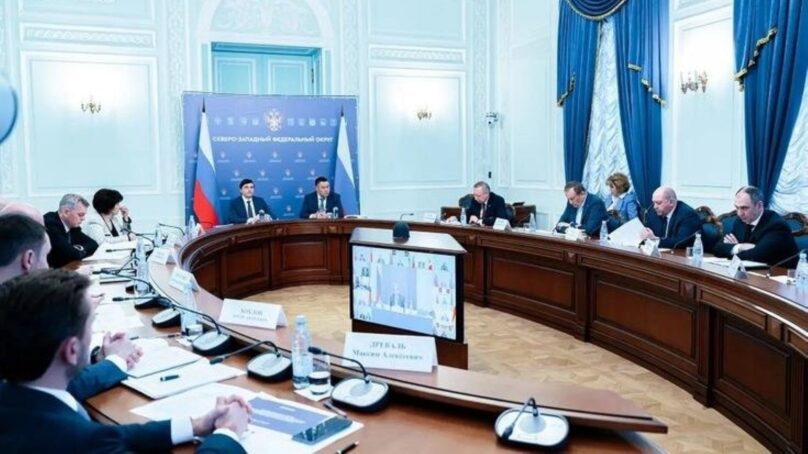 Защита молодежи от деструктивного влияния: в СЗФО усилят роль классных руководителей и работу с родителями