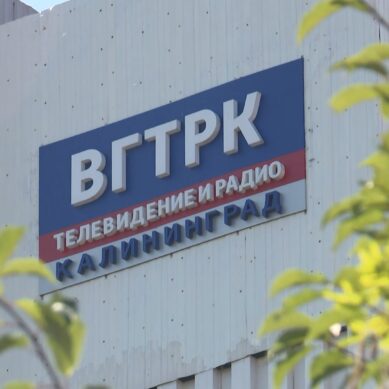 Полномочный представитель Президента РФ в Северо-Западном федеральном округе Игорь Руденя поздравил коллектив с юбилеем