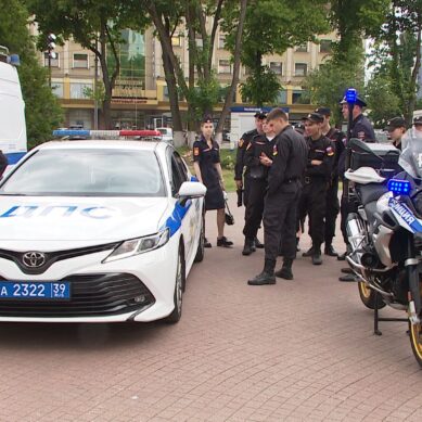 На площади Победы отметили 308-ю годовщину со дня образования российской полиции