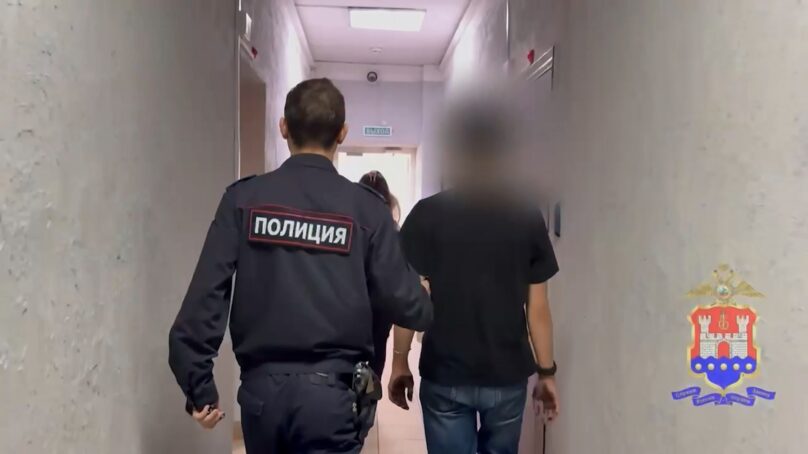 Калининградская полиция разоблачила участника аферы, который обчистил дом в посёлке Заостровье