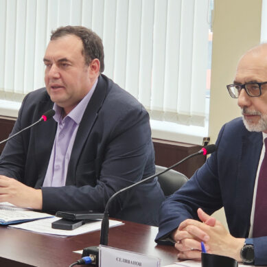 В Калининграде члены Общественного штаба по наблюдению за выборами встретились с Александром Бродом