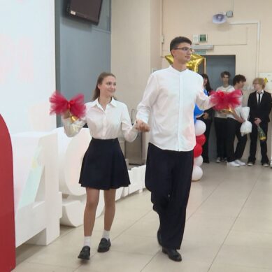 Сегодня в Калининграде впервые за парты сели 5500 ребят