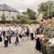 Праздничные линейки сегодня с утра проходят по всей стране